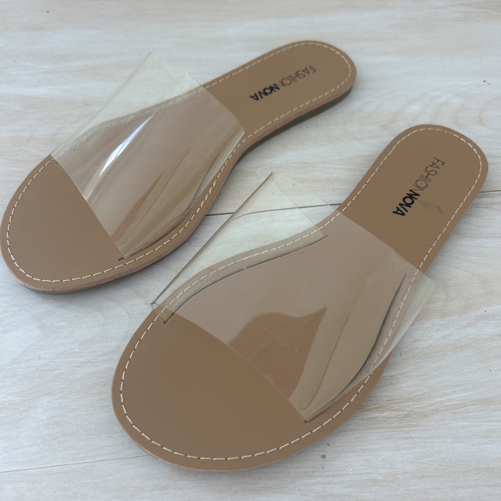 Fashion Nova Women’s SZ 5.5 Brown Flat Sandals With Wide Clear Transparent Strap