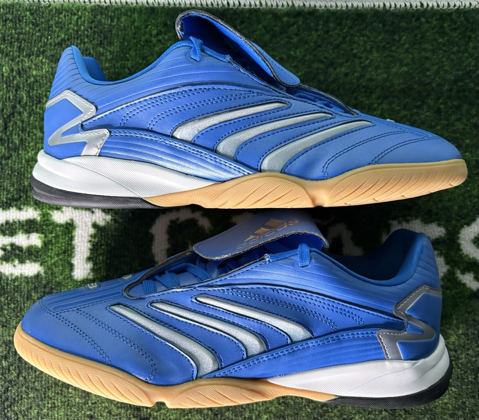 US Women’s 9.5/Men’s 8.5 – Adidas Predator Sala «Blue Silver Metallic Gum»