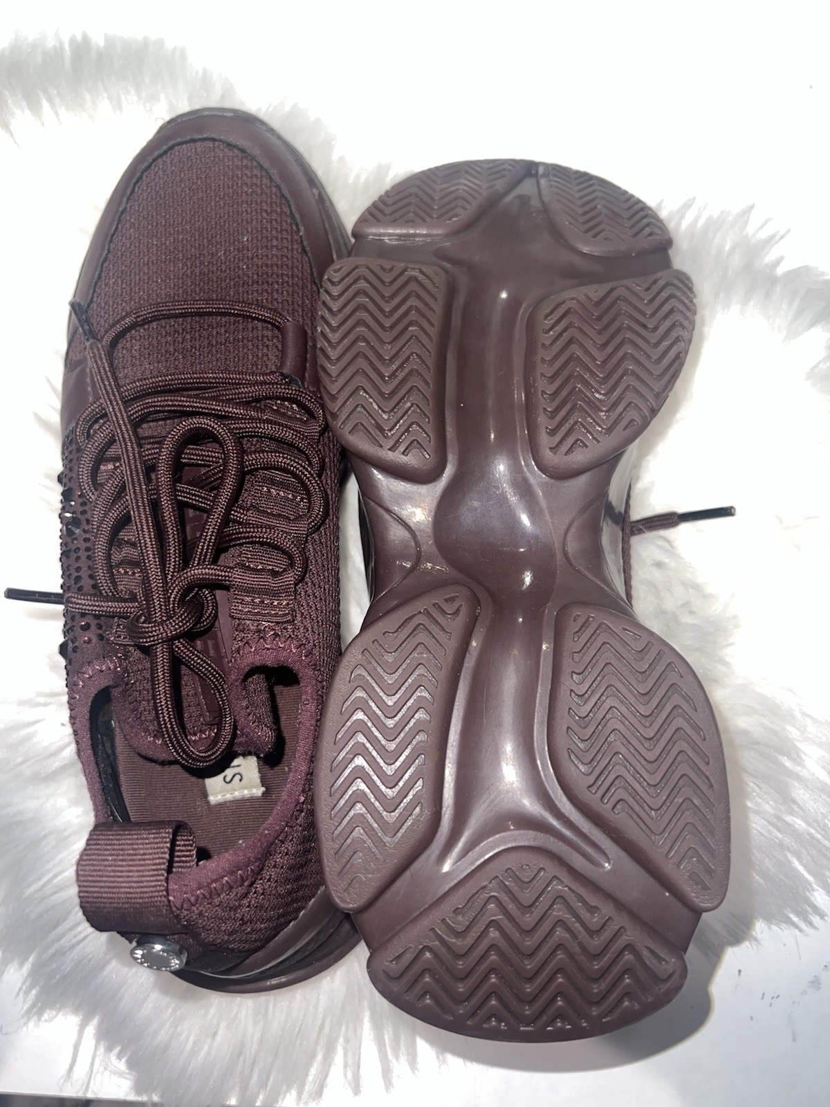 Steve Madden SM NY 90 Women’s Burgundy Knit Lace-Up Low Top Sneakers Rhinestone