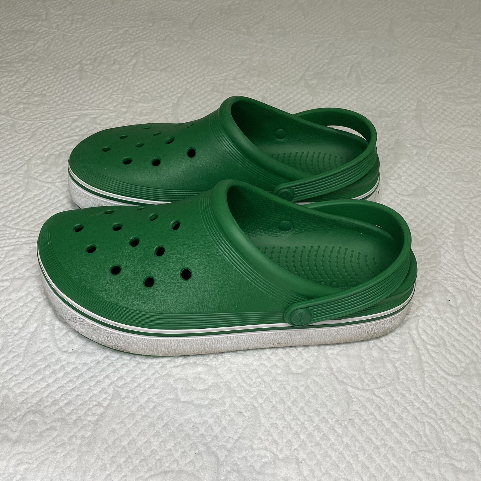 Crocs Unisex Bayaband Clogs Mens 9 Womens 10 Green & White EUC