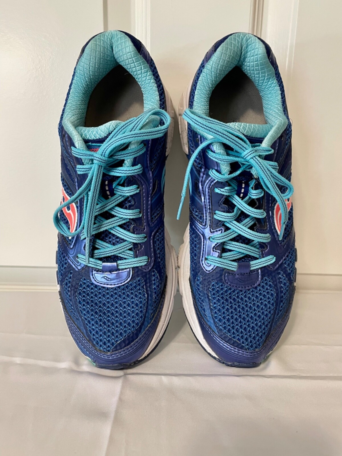 Saucony Women’s Size 9 Blue Power Grid Run Dry Sneakers 8mm Offset