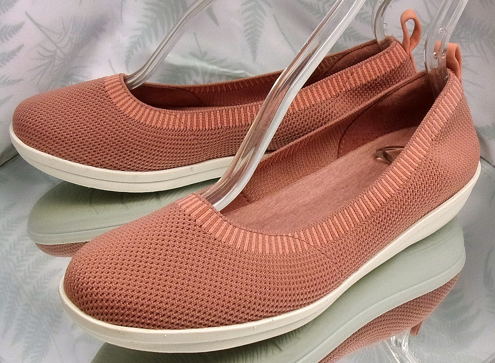 CLARKS ARLA PAIGE PINK KNIT FABRIC LOAFERS SLIP ONS COMFORT SHOES WOMENS SZ 8 M