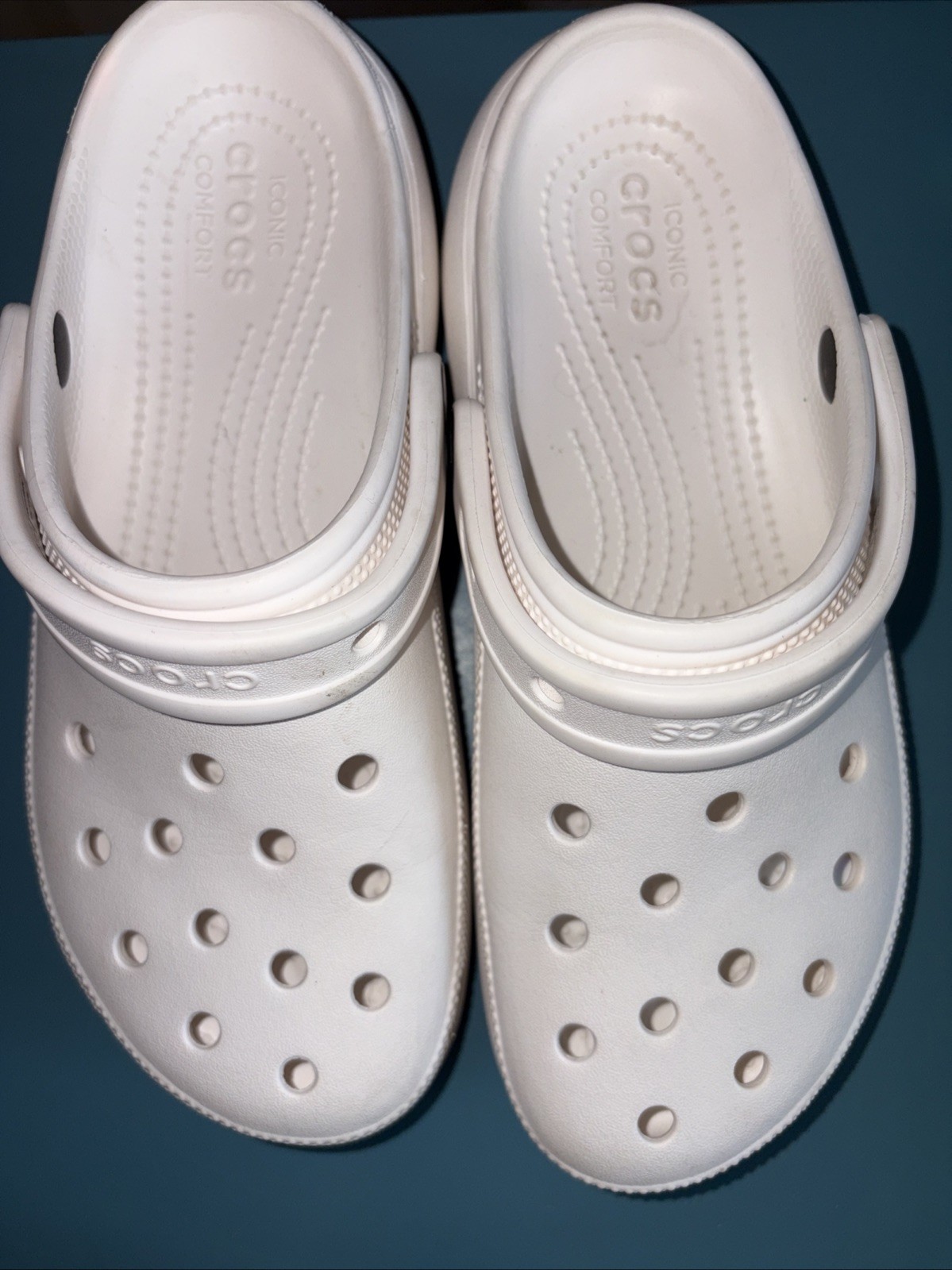 Crocs Classic Platform Clogs Womens White Size 8 Iconic Comfort