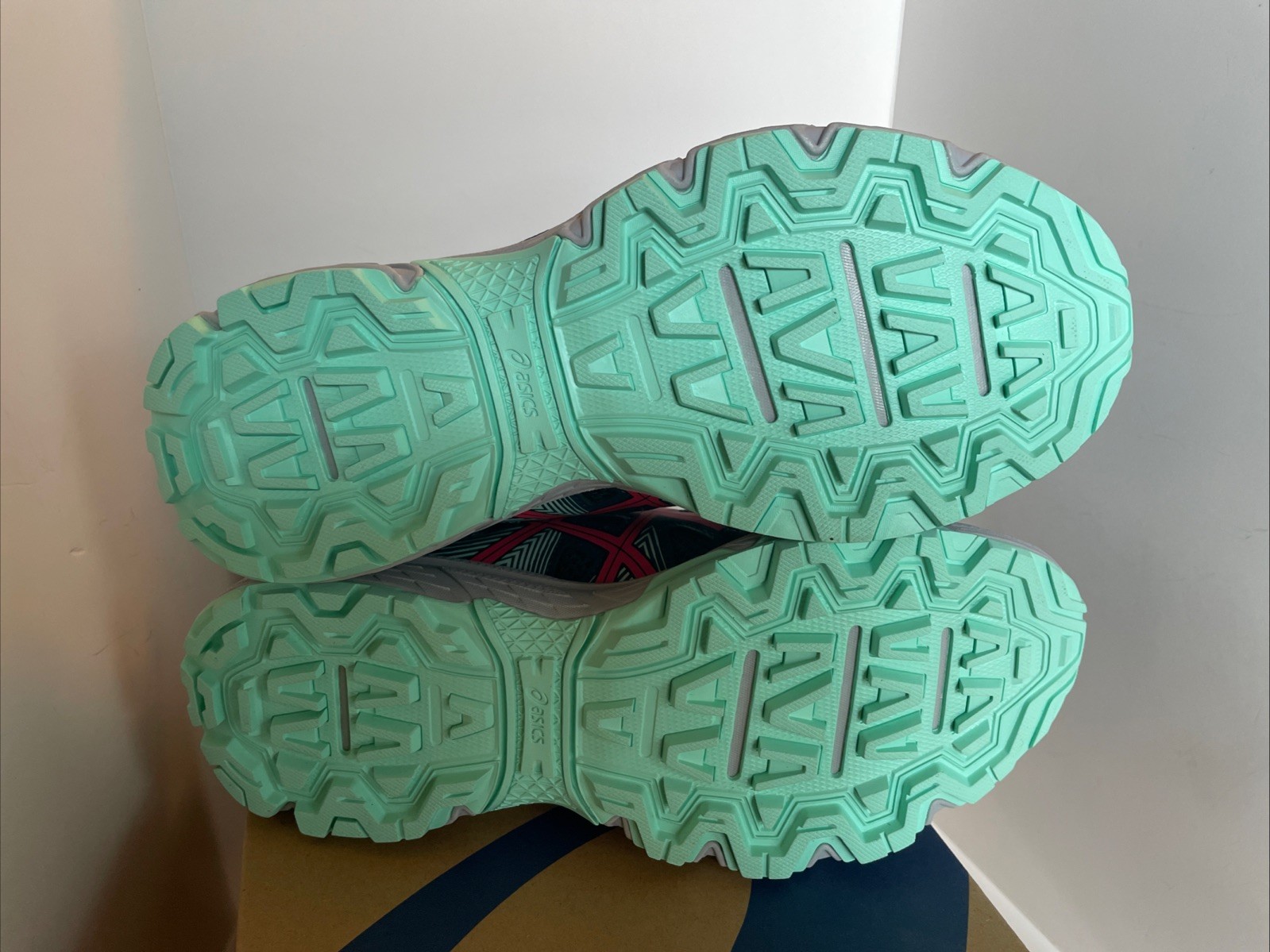Asics Shoes Womens 6 Blue Pink Gel Venture 8 Trail Running Sneakers