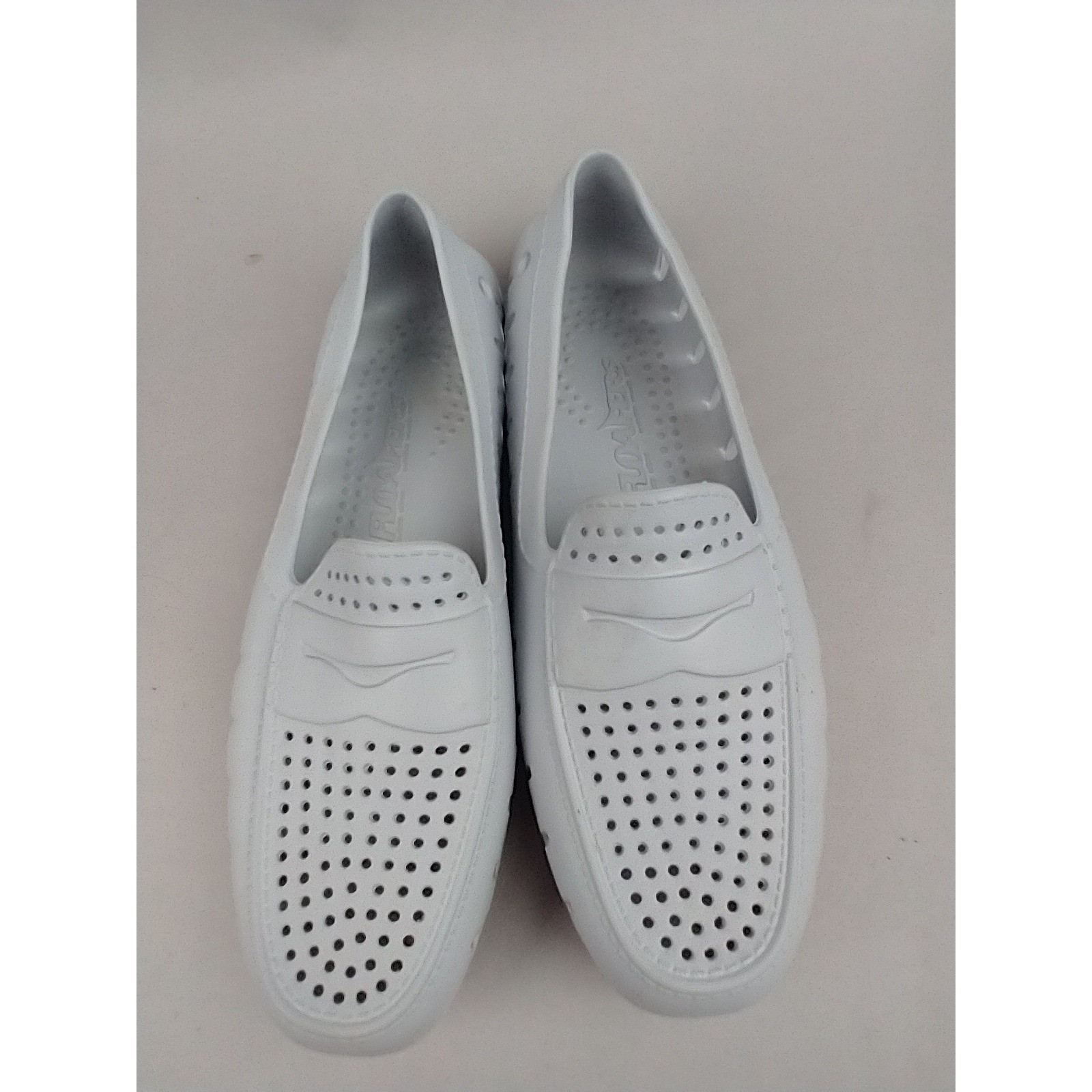Floafers Country Club Driver Women 10 Light Grey Waterproof EVA Foam Loafers