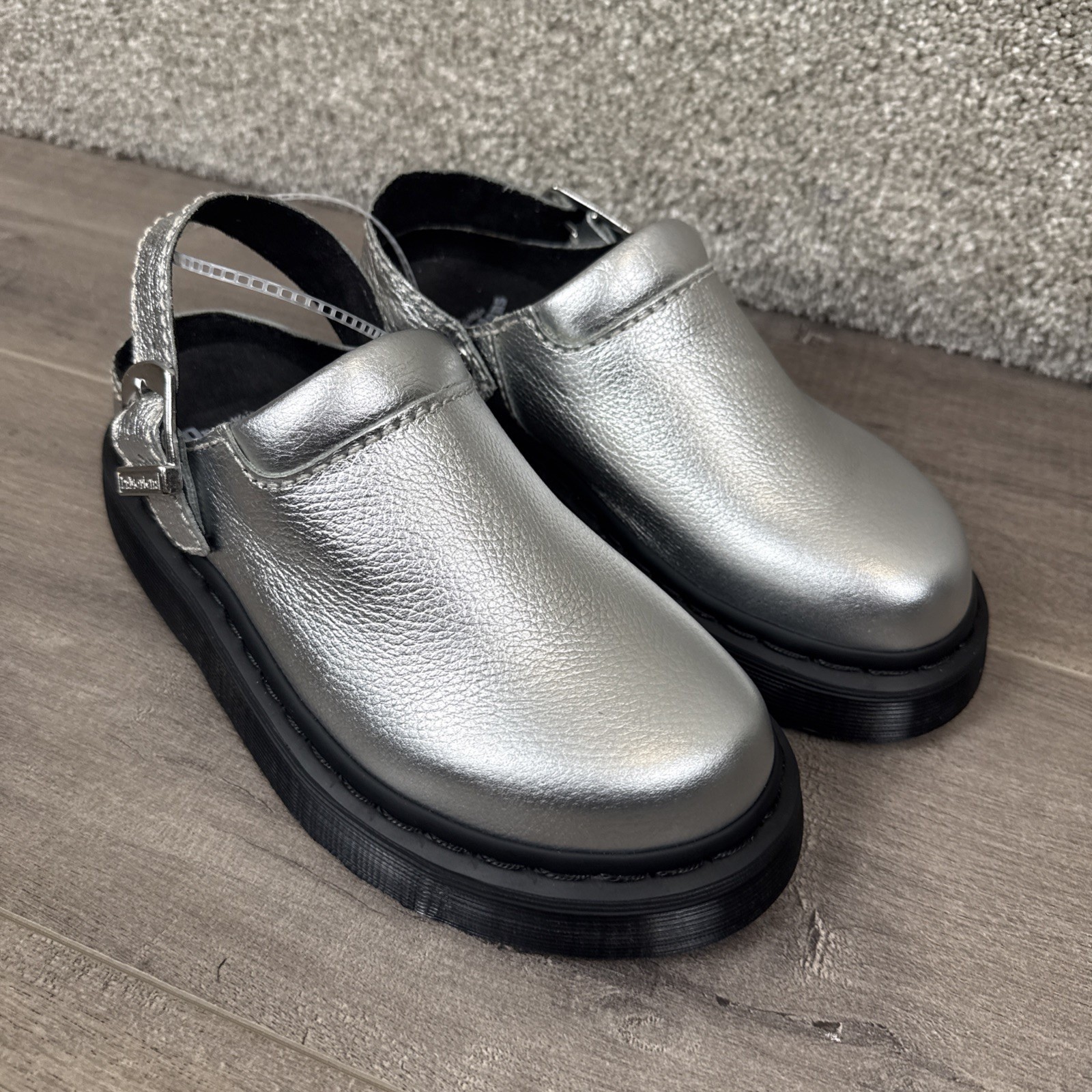 Dr. Martens Laketen Silver Leather Slingback Platform Mules Clogs Womens 5 NEW