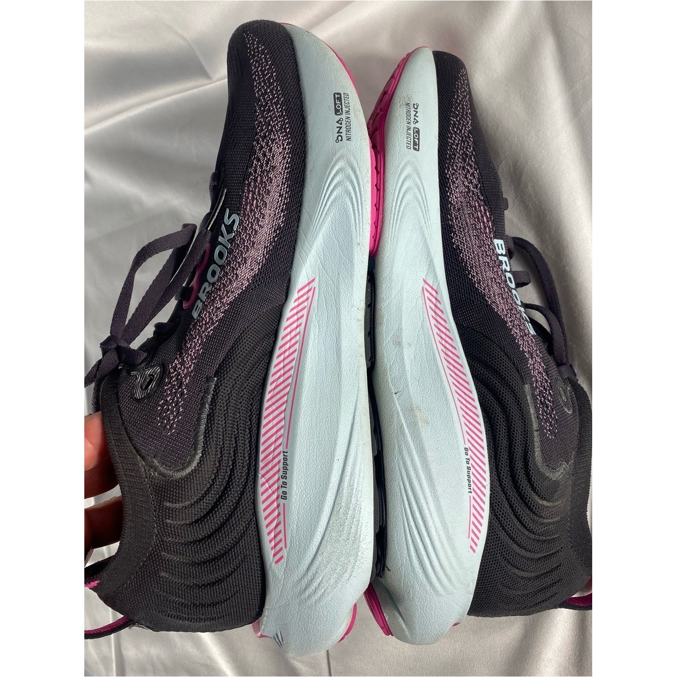 BROOKS Adrenaline GTS Running DNA Loft Nitrogen Injected, Pink, black size 12
