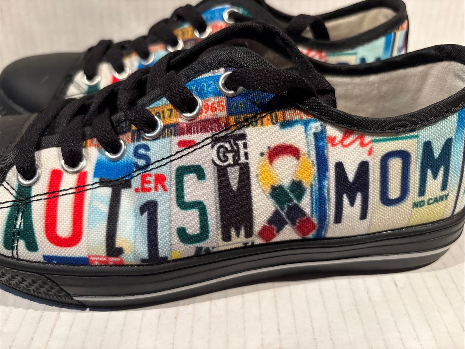 Autism Mom Low Top Sneakers Women’s Shoes Size 6 Autism Awareness Multicolor
