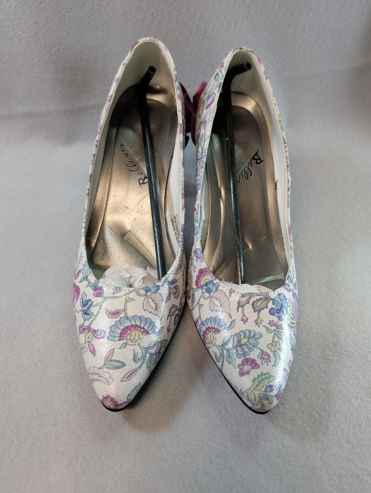 Bellini Clarise Ruffled Floral Pump Women’s Size 7W New in Box