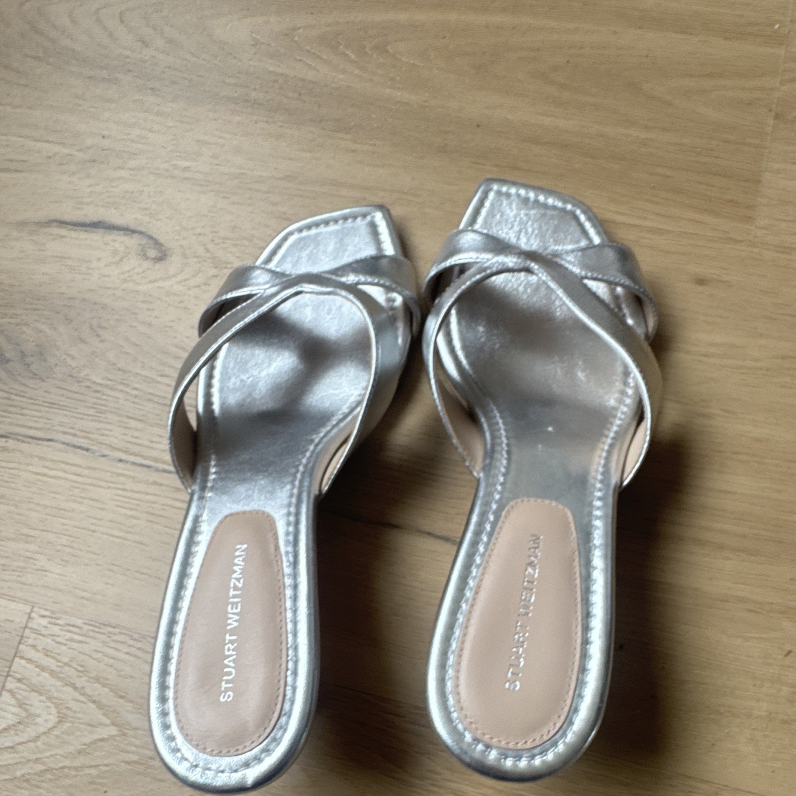 Stuart Weitzman Women’s Silver Leather Slide Sandals Slip-On Open Toe 9