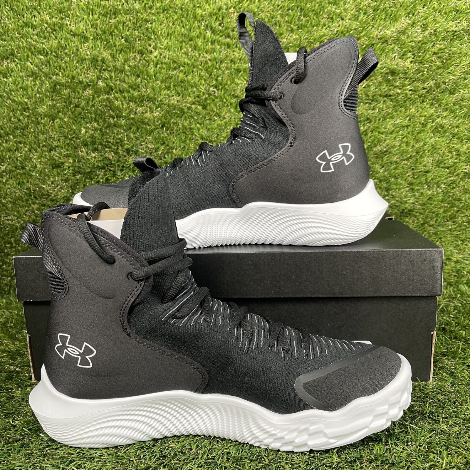 Under Armour Flow Highlight Ace Women’s 12 Volleyball Shoe High Top Black NIB