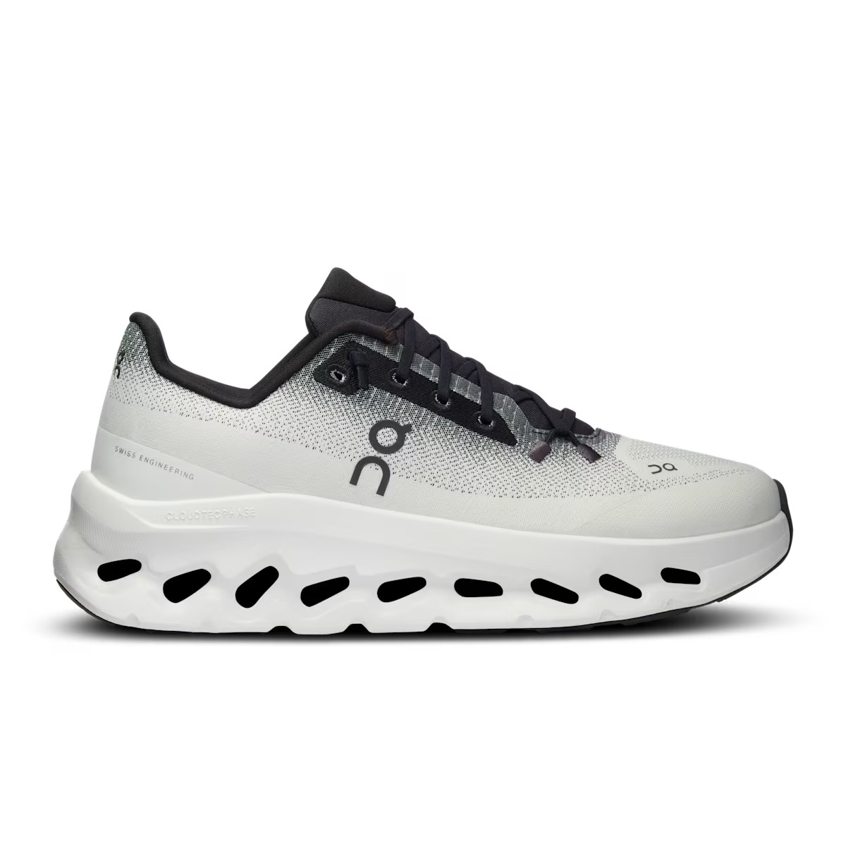 ON Women’s Cloudtilt. Authentic.