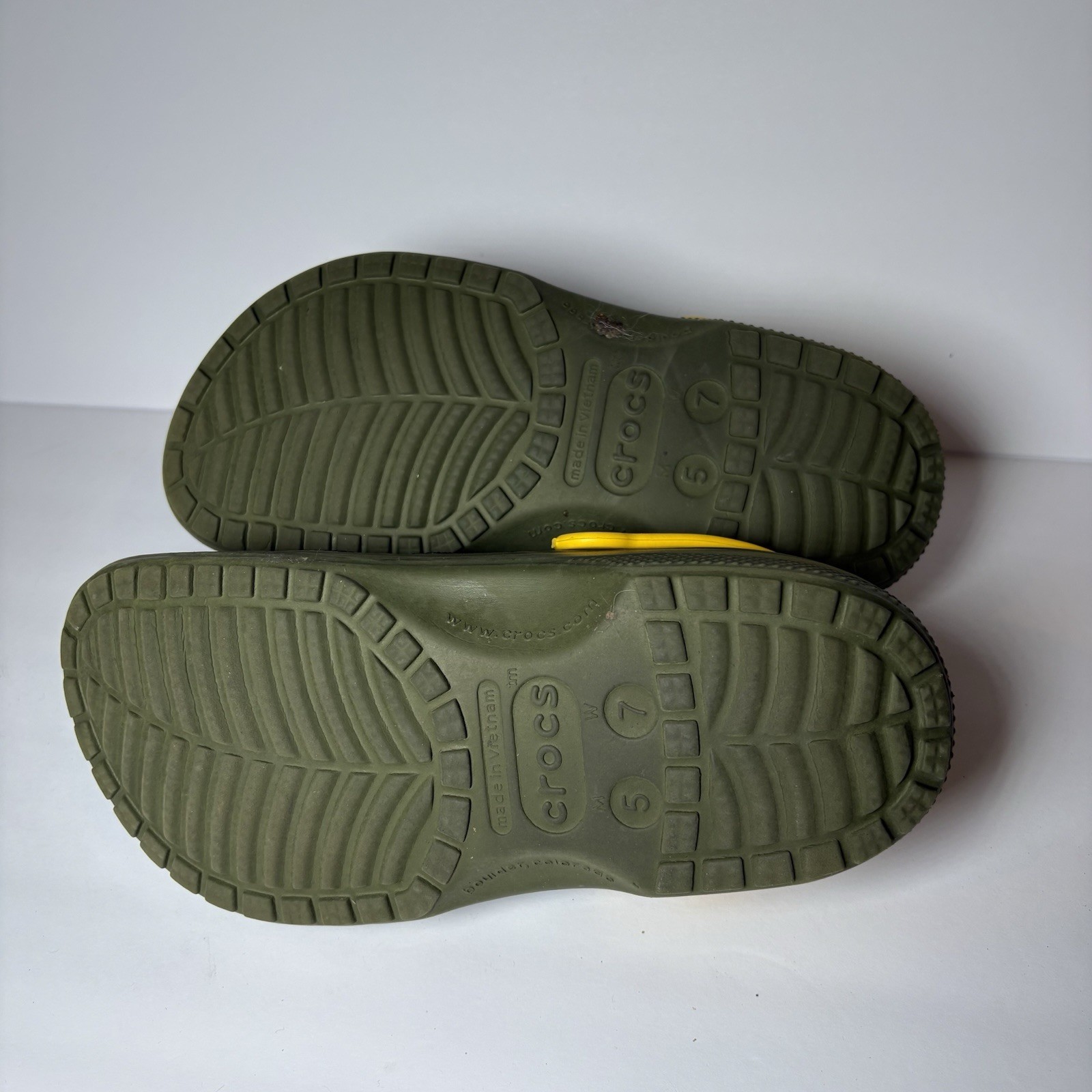 Crocs Women’s 7 Men’s 5 Slip On Clogs United States US Army Military Shoes