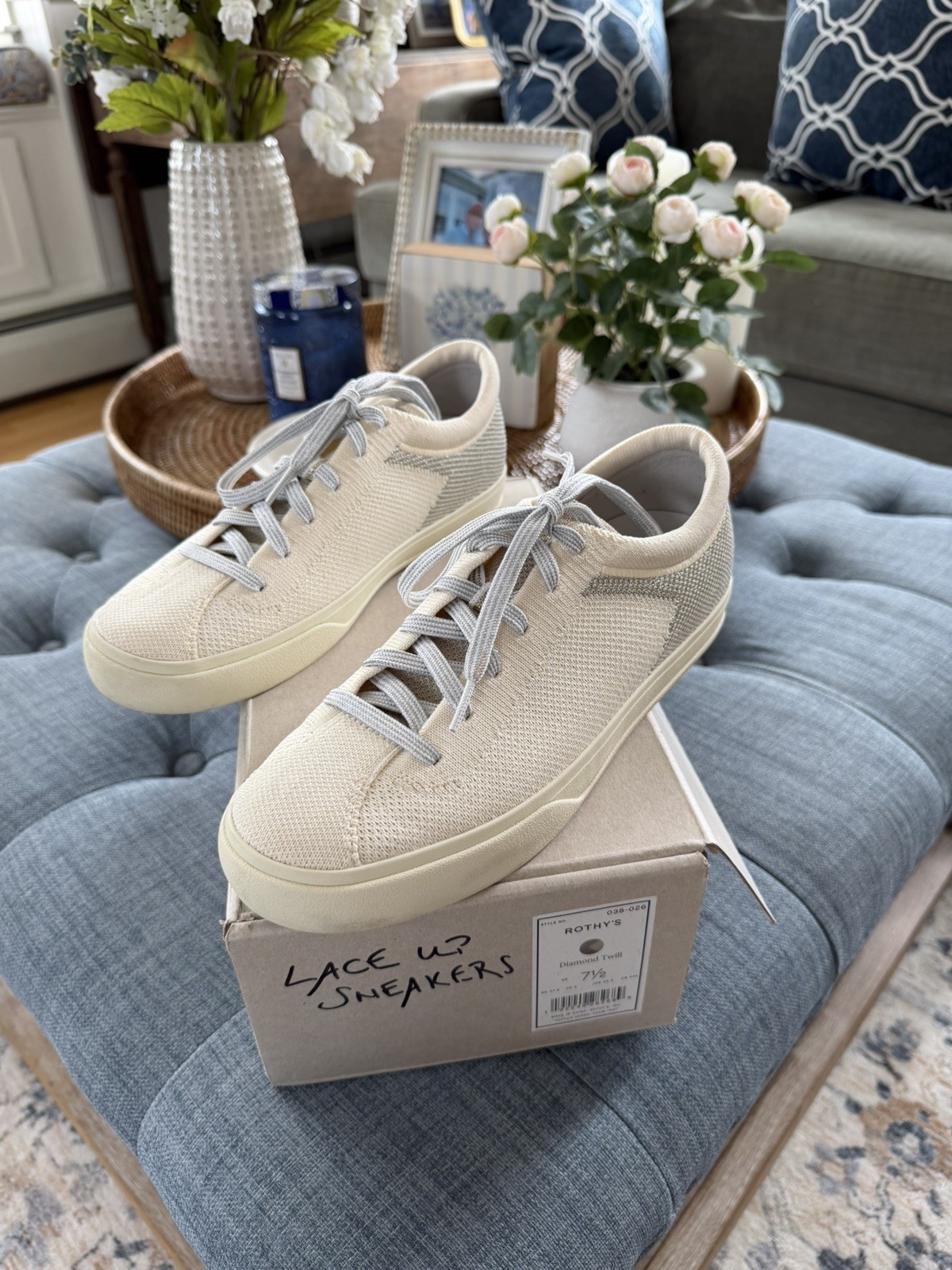 EUC! ROTHY’S Diamond Twill Sneaker ~ Women’s Size 7.5