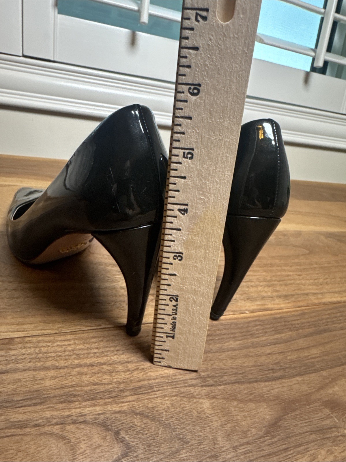 Prada Pumps Black Patent Leather Size 36 Pointed Toe Heels Designer 3.5 In Heel