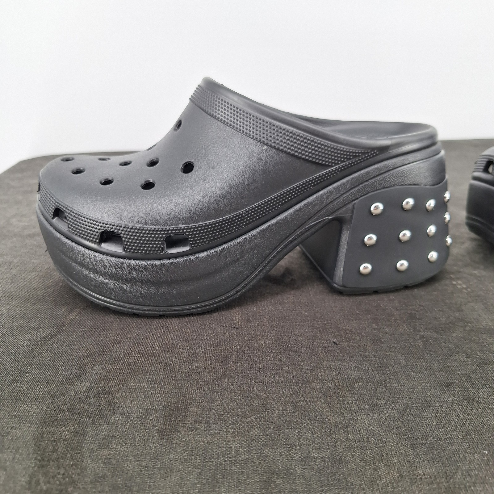 Crocs Siren Black Heel Studded Steampunk Platform Chunky Mule Clog Shoes W 11 M9