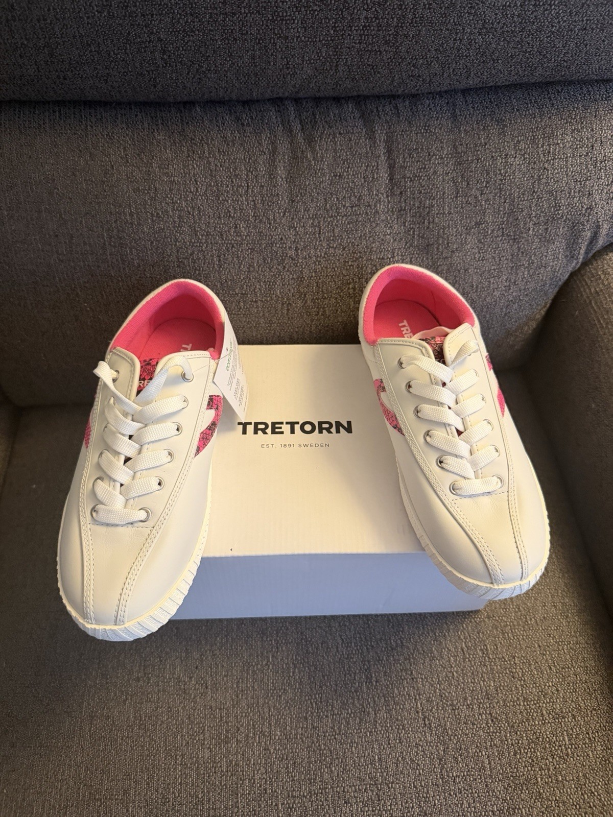 Tretorn Nylite Plus Leather Sneakers White/Pink Size 9 New In Box Never Worn