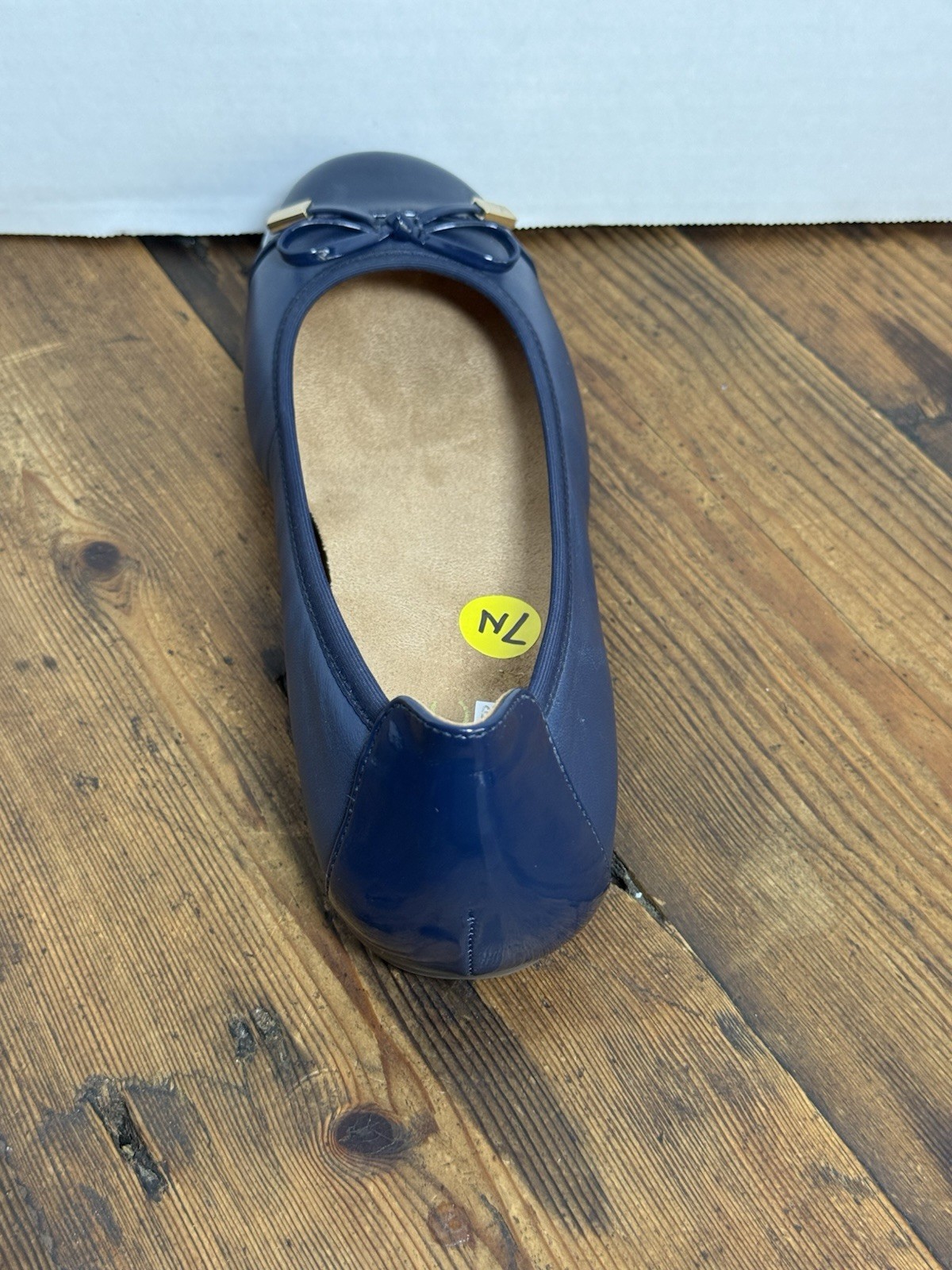 Vionic Minna Ballet Flat Size 7N (W)Blue Leather Slip On Shoe Cap Toe Bow NIB (H