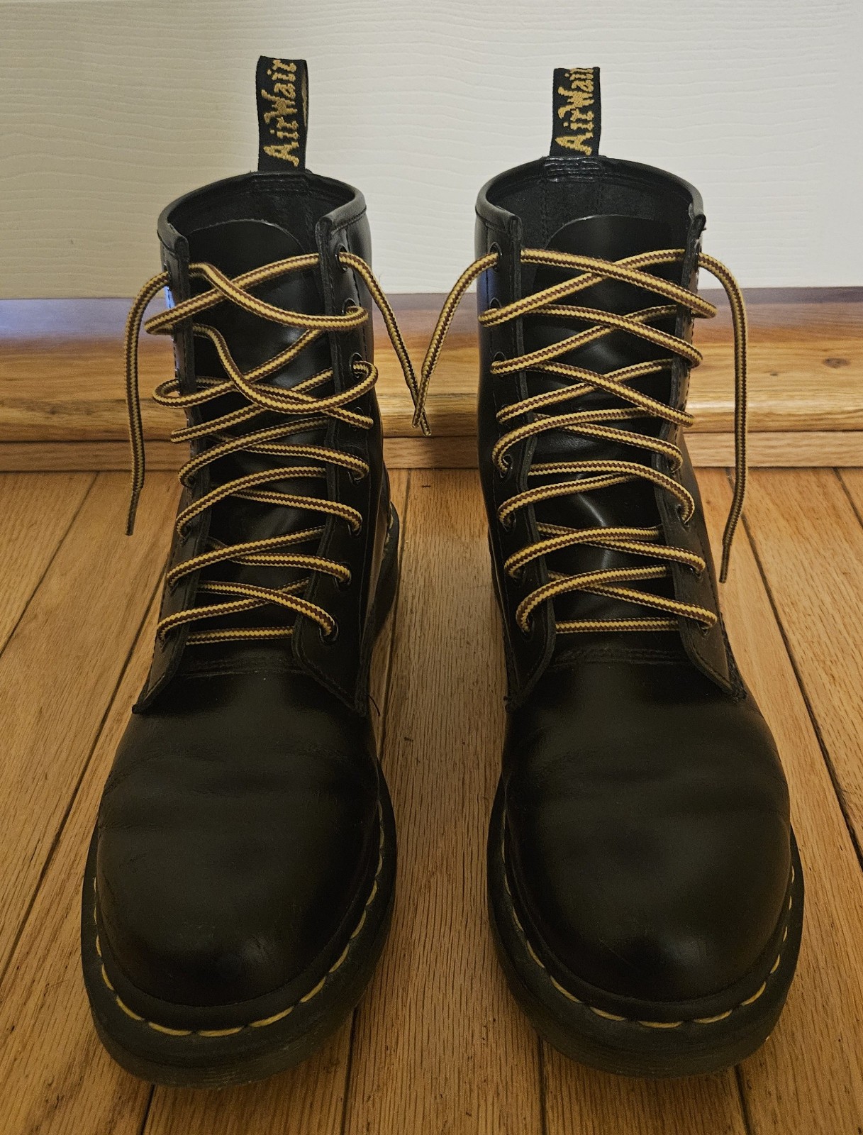 Dr. Martens 1460 Women’s Black Smooth Leather Lace Up Boots