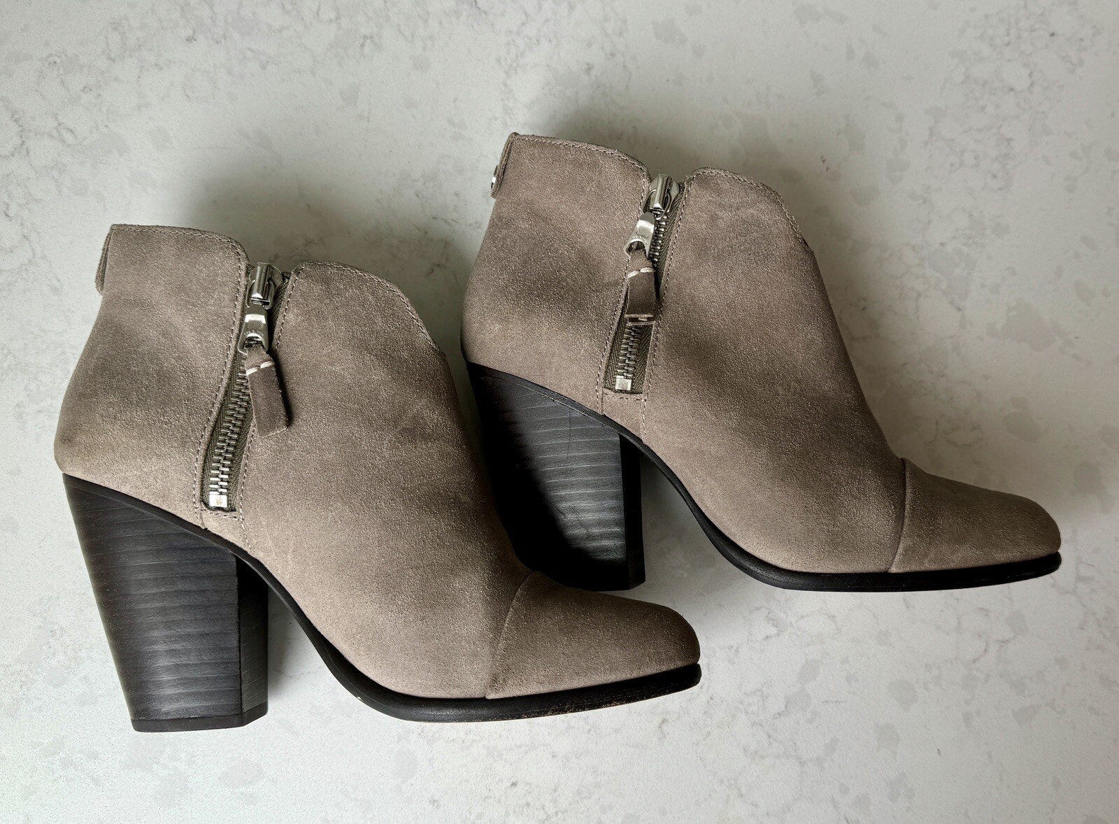 Rag and Bone Margo Ankle Boot In Color Stucco Gray Women’s Size EU 36 US 6