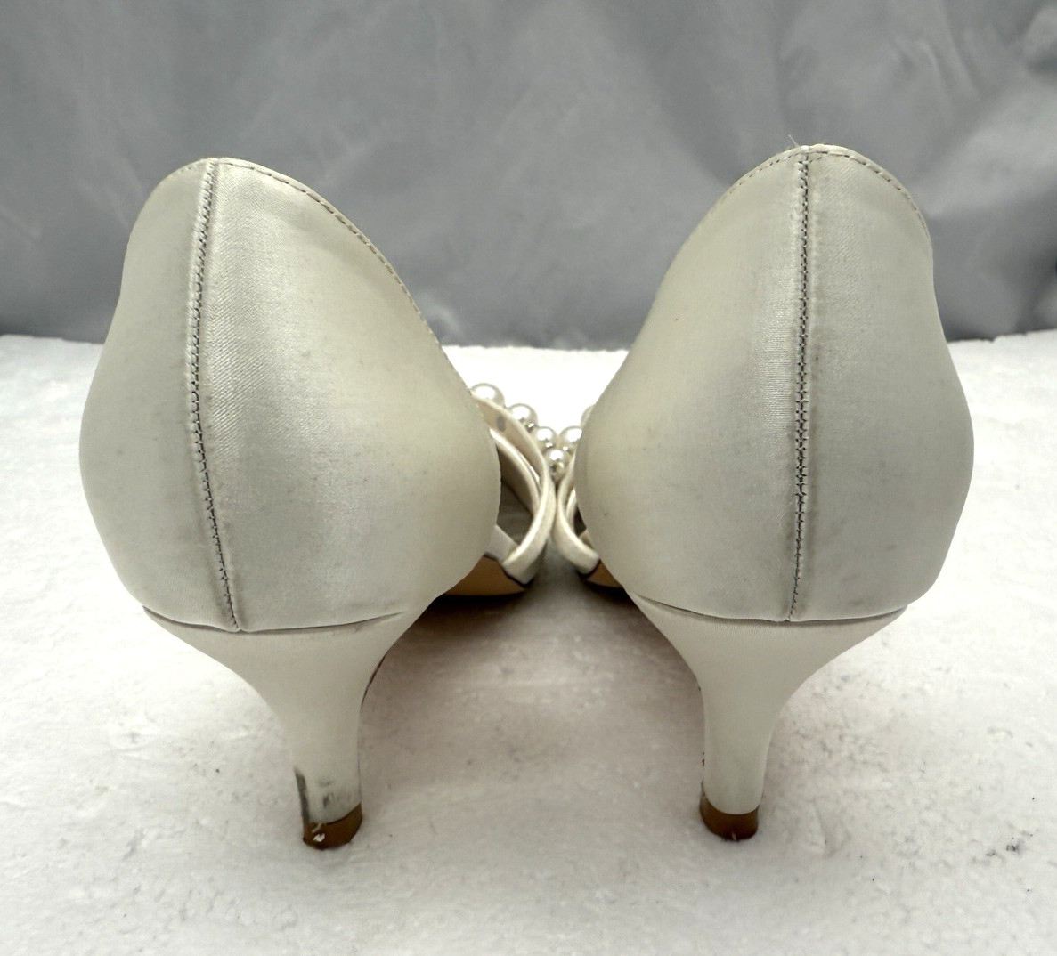 Off White Light Ivory Satin Pearl Pointed Toe 2.3″ Heel Shoes Women 38 7.5 / 8