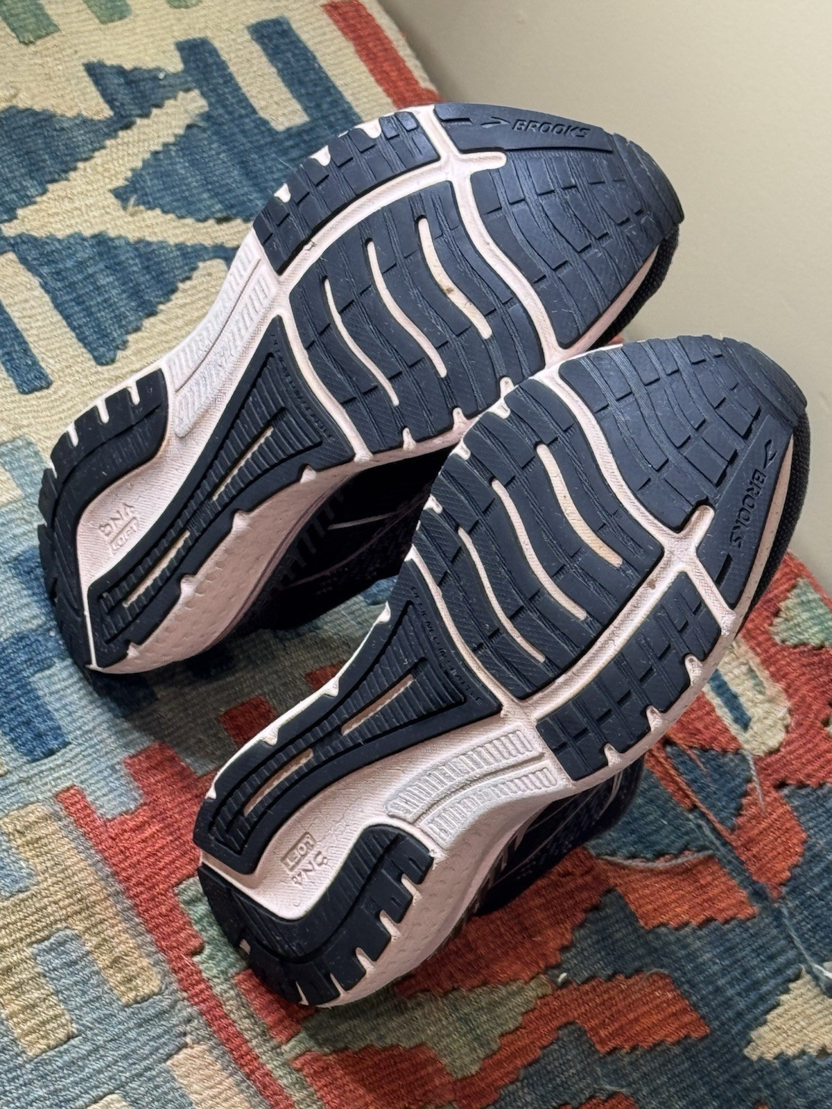BROOKS Glycerin 19 Black Ombre Metallic Women’s Size 9 1203441B074 Running Shoes