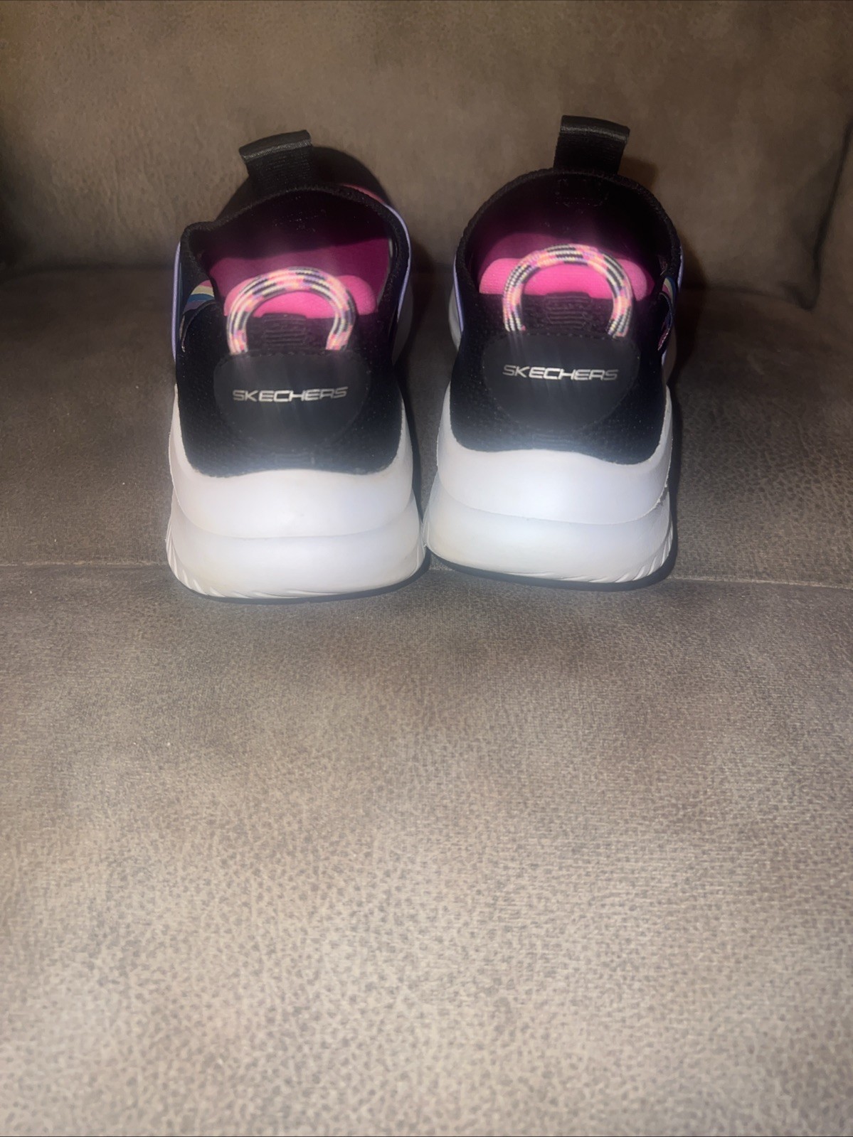 Sketchers Air -Cooled led Memory Foam USA 2.