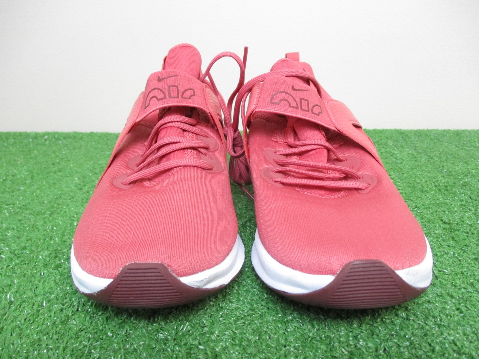 Nike Air Max Bella TR 5 Womens Size 7.5 Medium B Rose Burgundy DD9285-602
