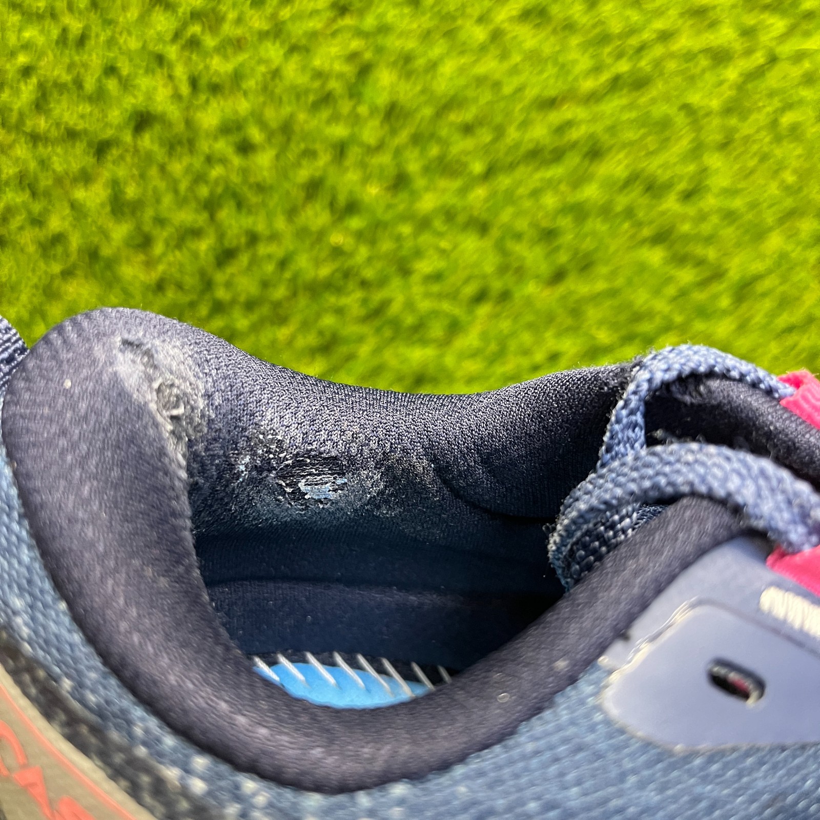 Brooks Cascadia 18 Womens Size 9 Blue Gray Pink Athletic Running Shoes Sneakers
