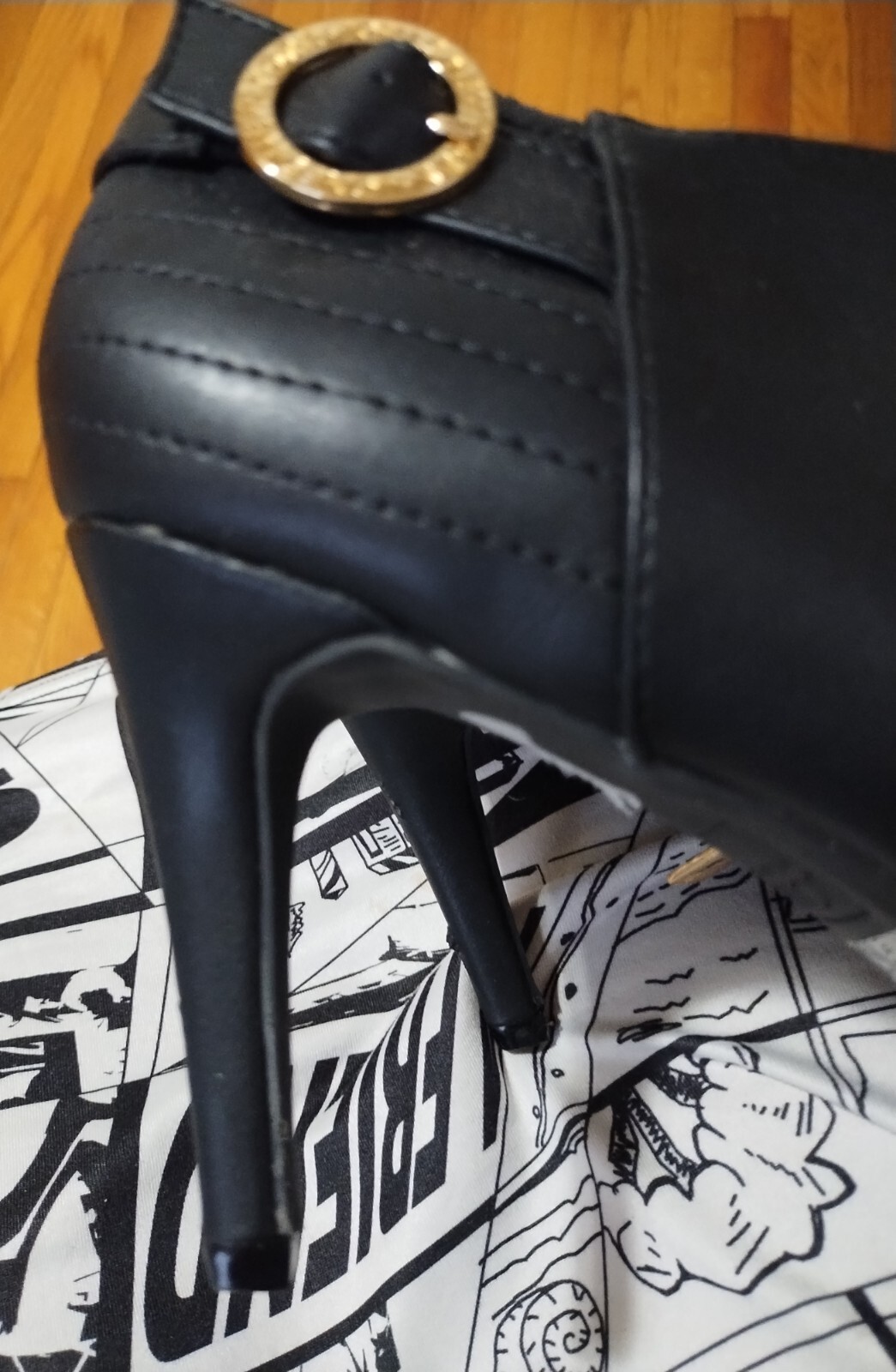 Stiletto Jones New York High Heel Black Ankle Booties Logo & Zipper Sz 10