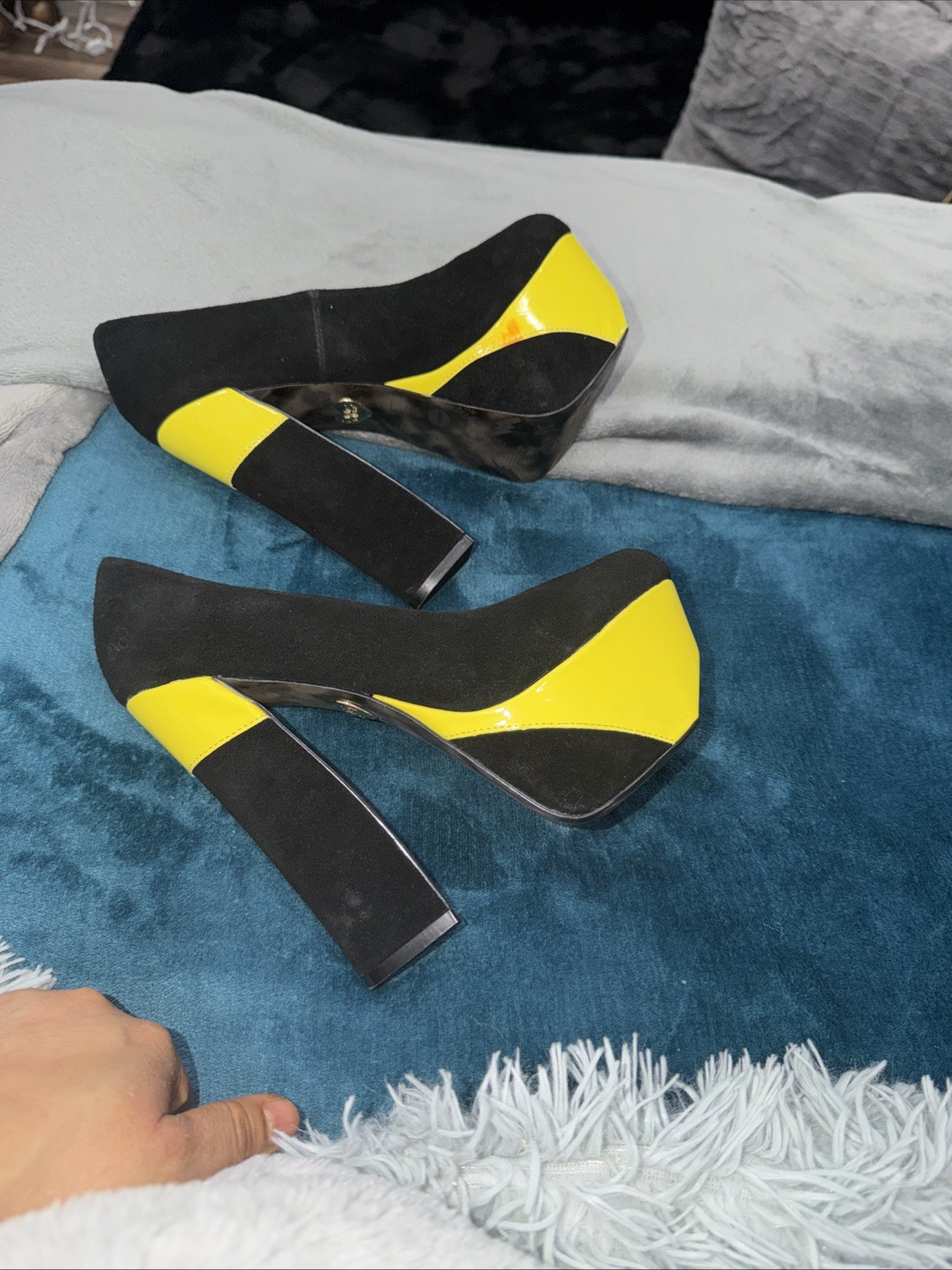 Black/yellow Betsy Johnson Genuine Suede Leather High Heels Pump Size 7.5