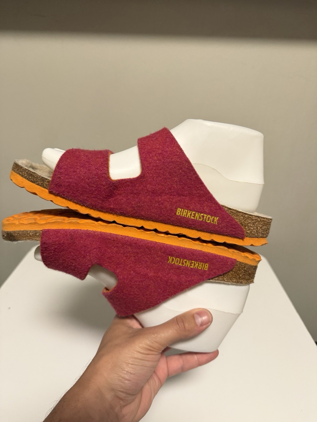 Birkenstock Arizona Happy Lamb Sandals Women’s EU 39 US 8-8.5 Medium/Narrow