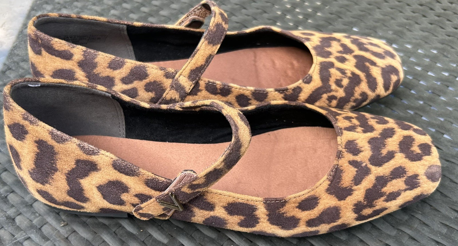 Vionic Alameda Mary Jane Flat Tan Suede Leopard Sz 7 Wide $150