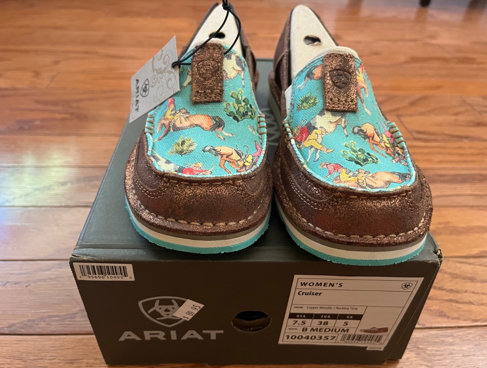 Women’s ARIAT Cruiser Copper Metallic/Bucking Turq Size 7.5 NIB/Women’s Shoes
