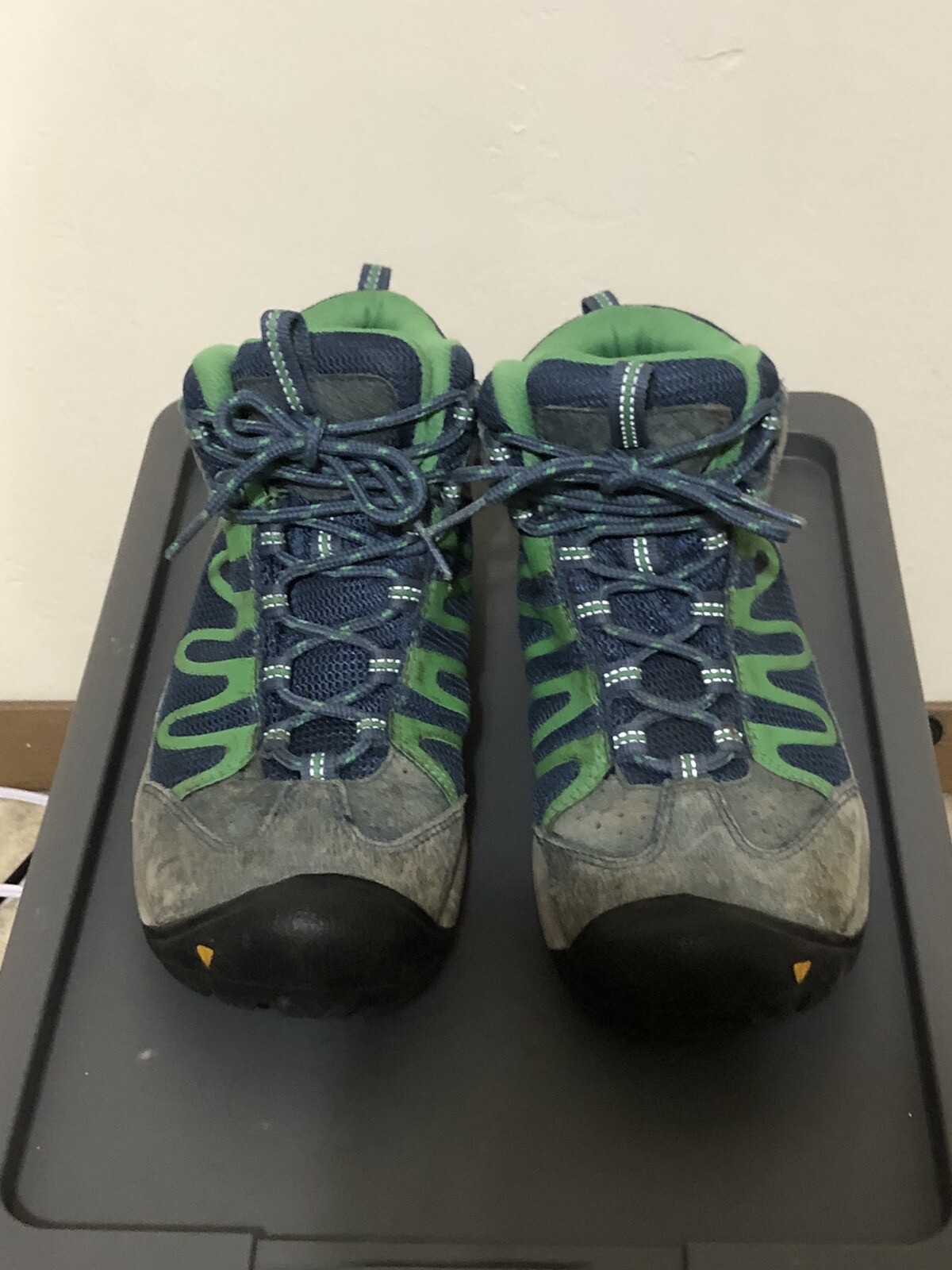 Keen Hiking Shoes High tops dry waterproof Verdi WP Work Camping