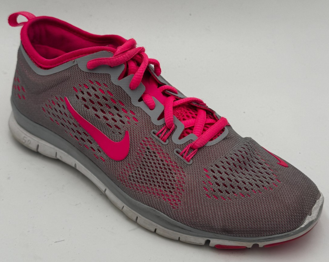 Nike Free 5.0 TR Womens Sneakers 6.5 Gray Pink Athletic Running Shoes 629496-061