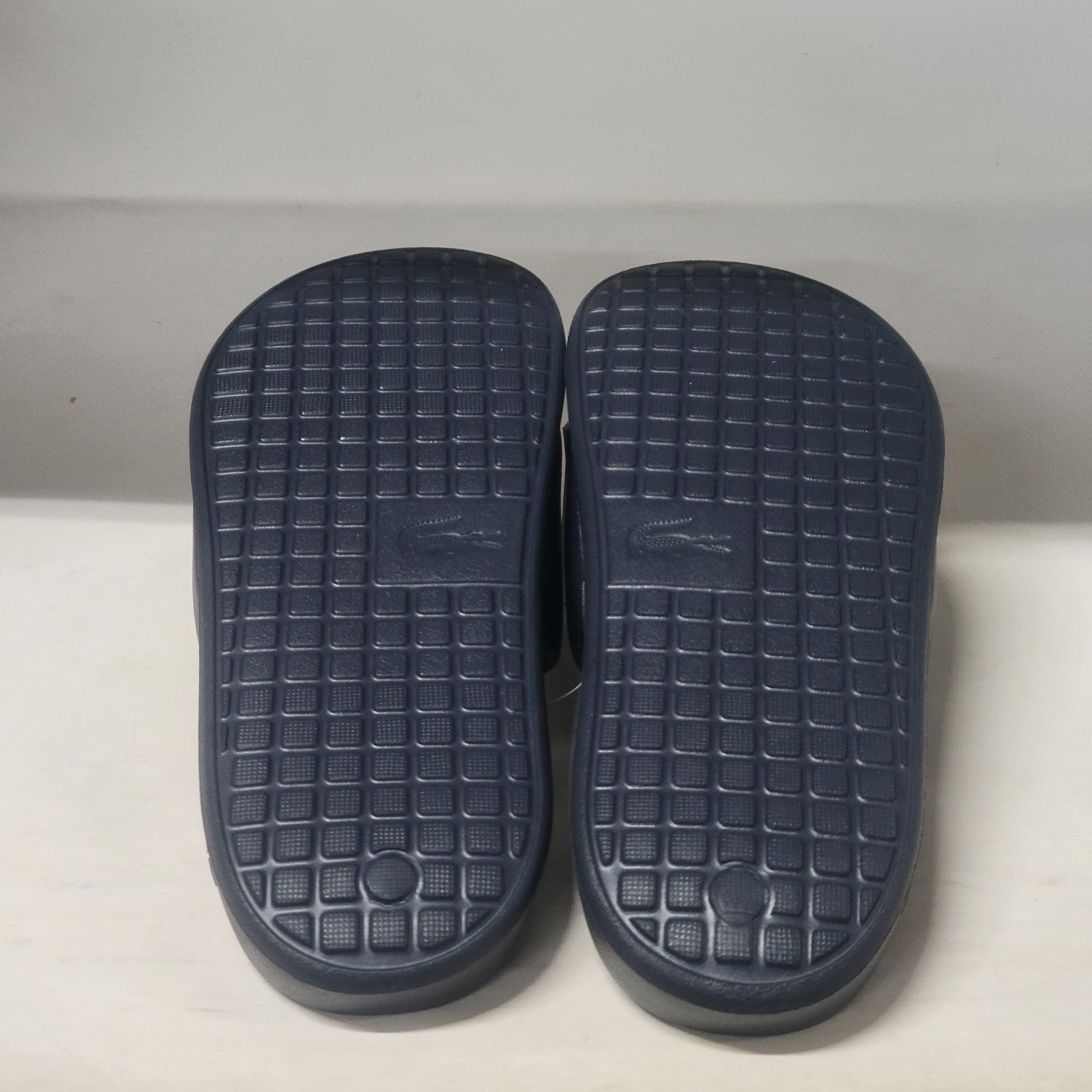 Lacoste Serve Slide 1.0 Sandal Navy Women’s Size 9M