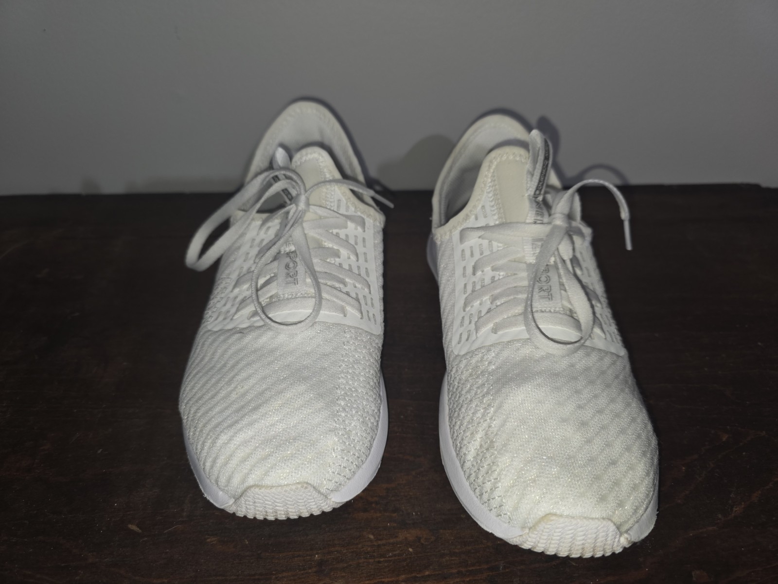 White Women’s NEW BALANCE Athletic Tennis Shoes Size 7.5 WNRGSLW2