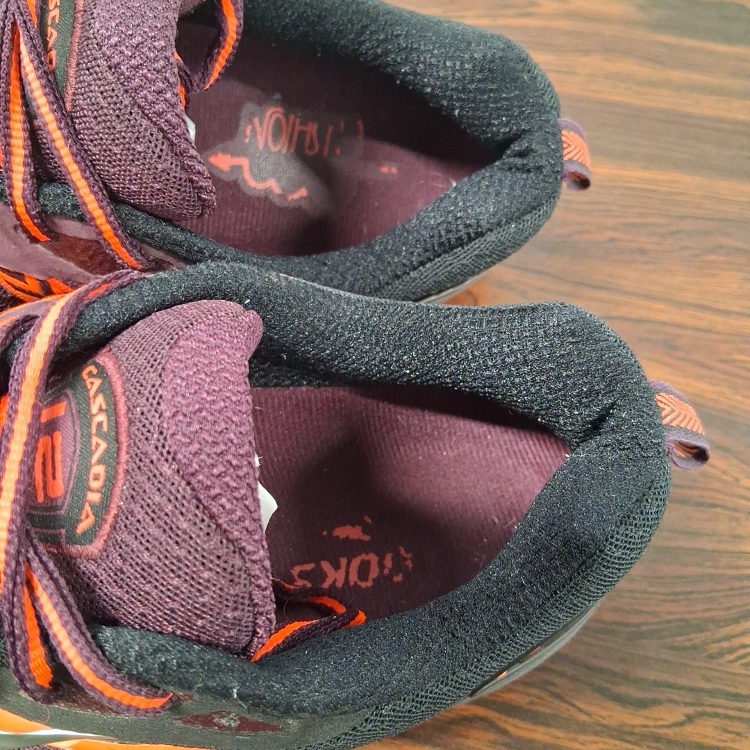 Brooks Cascadia 12 Trail Running Shoes Women Sz 11 GREAT CONDITION!