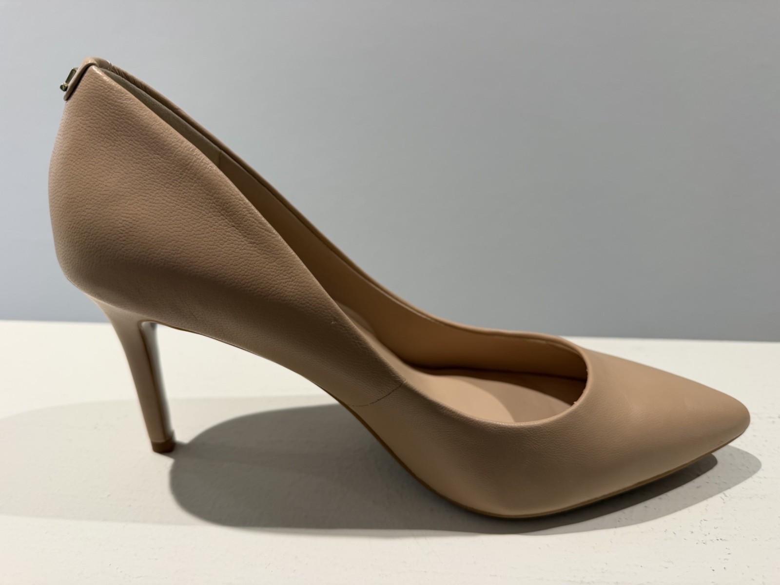 KARL LAGERFELD PARIS Royale Leather Stiletto Pumps – Nude – Size US 7.5 / EU 38