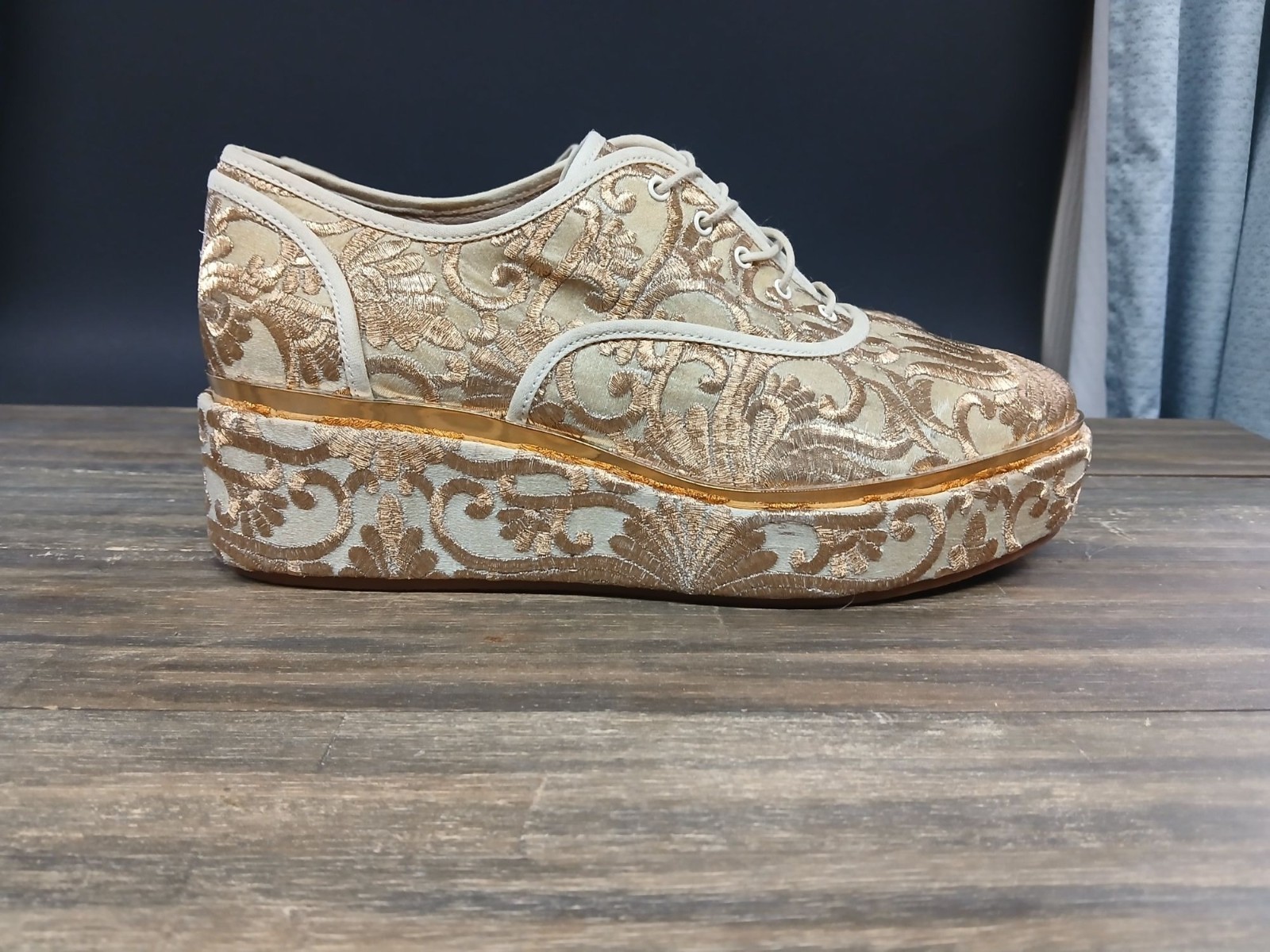 Tory Burch Platform Arden Oxford Shoes Gold Brocade Textile Leather Lining 9.5M