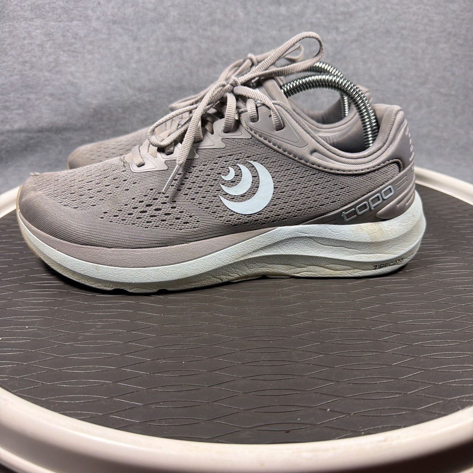 Topo Athletic Phantom 3 Running Shoes Womens 9 Gray Stone ZipFoam 5mm Drop