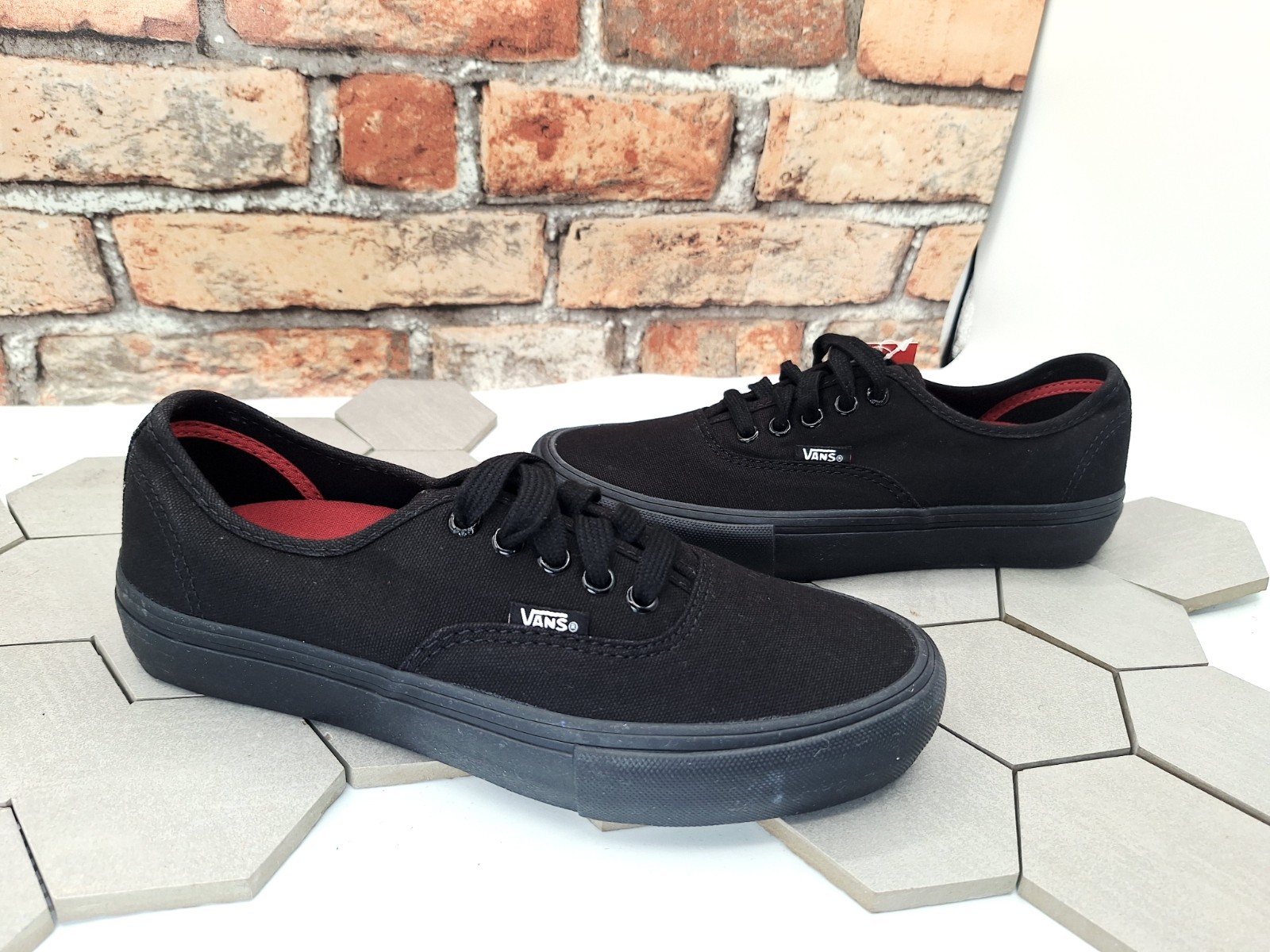 Vans Authentic Pro Triple Black Skateboard Shoes Men 6.5 / Women 8 2010s Rare