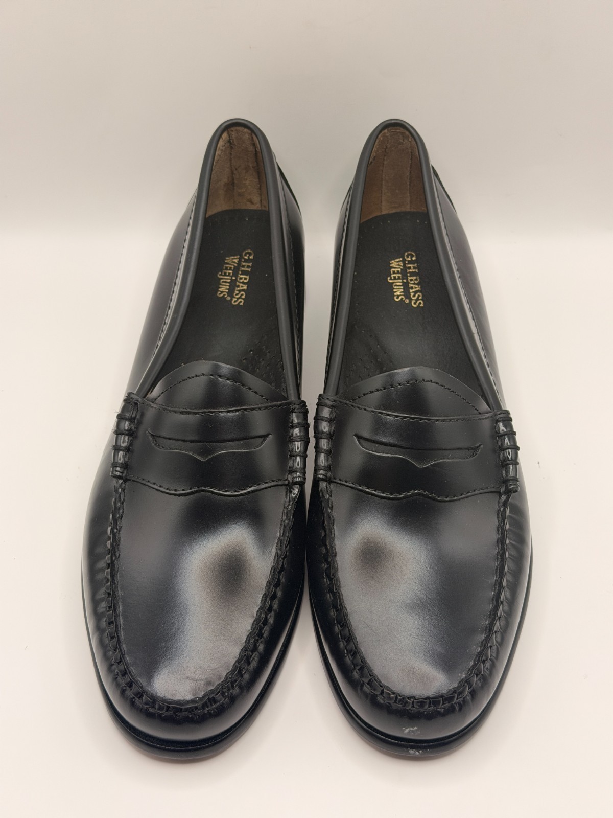GH BASS Weejuns Womens Black Leather Penny Loafers Sz 10