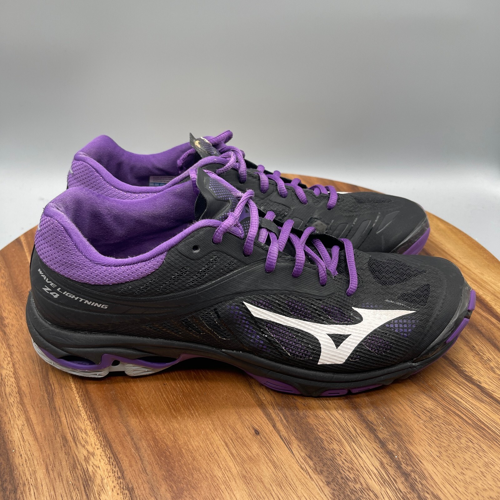 Mizuno Wave Lightning Z4 Shoes Womens 11 Black Volleyball Court Comfort Sneaker