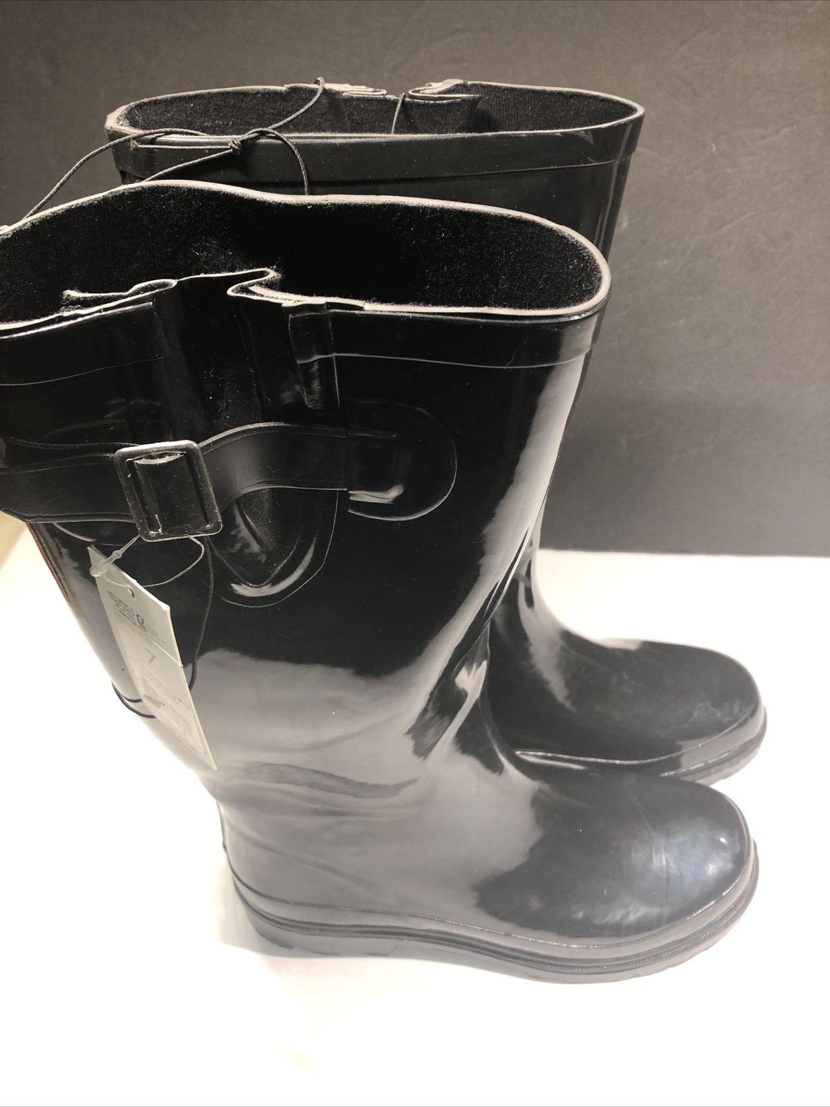 Via Rosa Women’s Basic Rain Boot with buckle calf Black Size 7 NWT