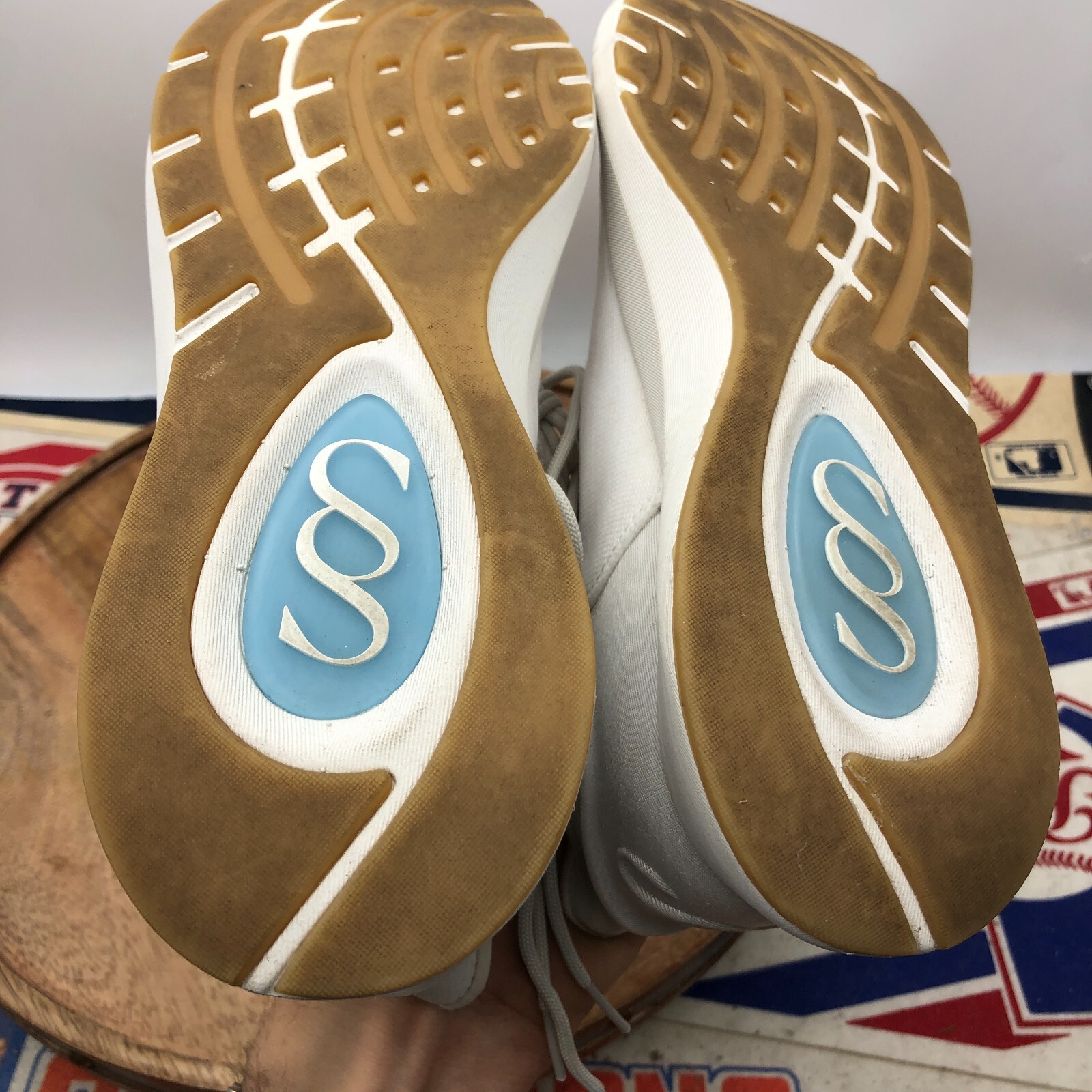 Saysh One Women’s White Blue Lightweight Allyson Felix Shoes Sneakers Size 7.5