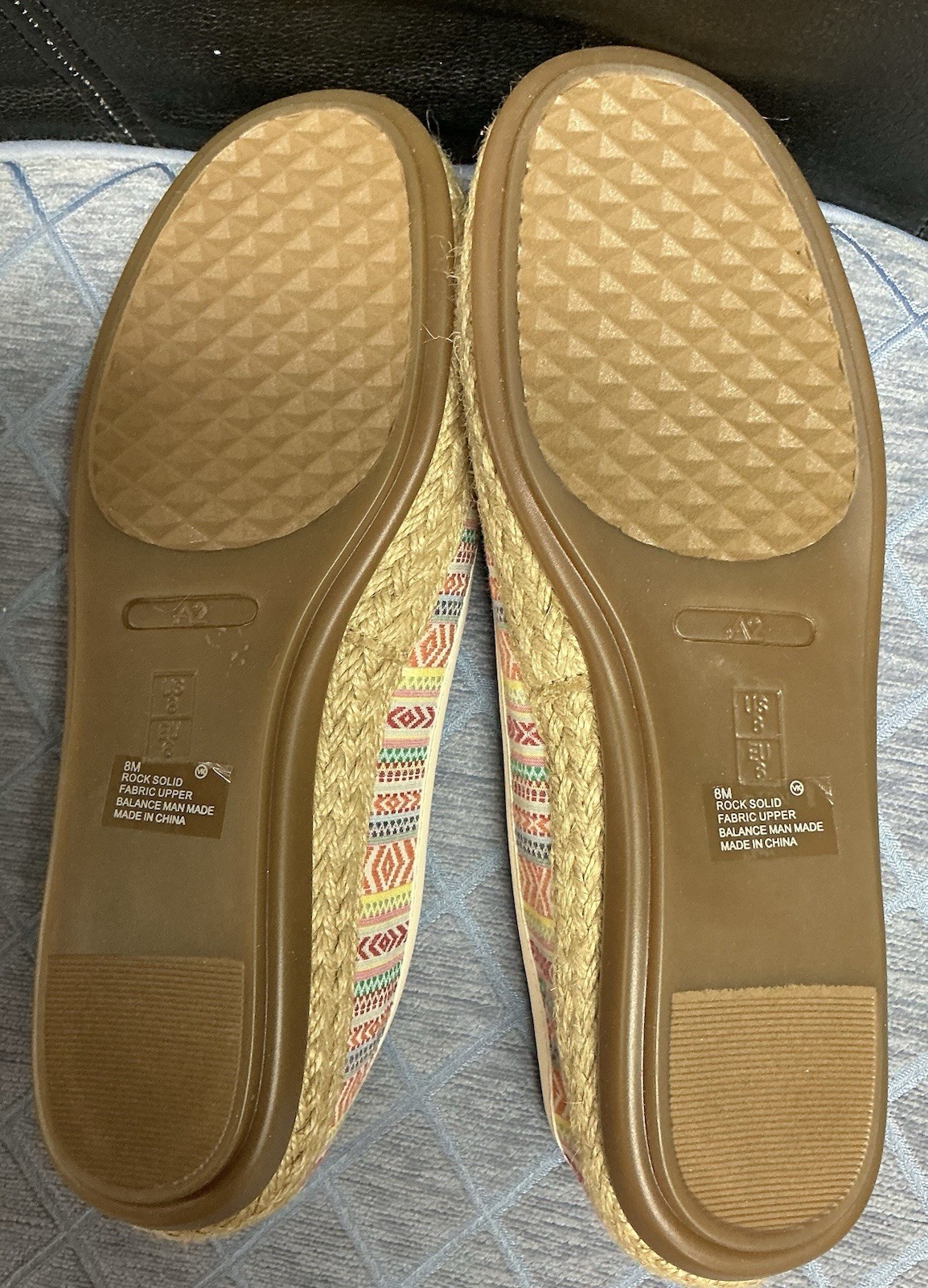 NEW A2 Aerosoles Rock Solid Sip-on Flats Tribal Print Size 8M