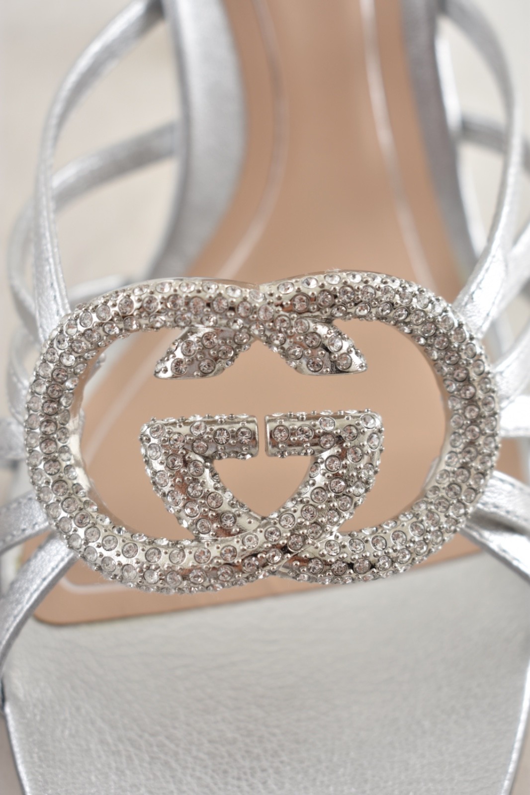 Gucci Interlocking G 85mm Silver Leather Crystal GG Logo Heel Mule Sandal 40