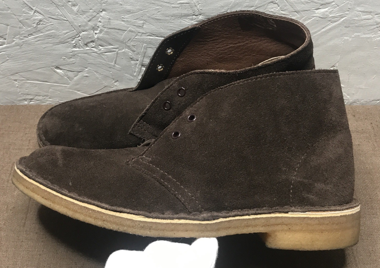 *See Description Clarks Originals Desert Boots Women’s Brown Suede Chukka 6.5M
